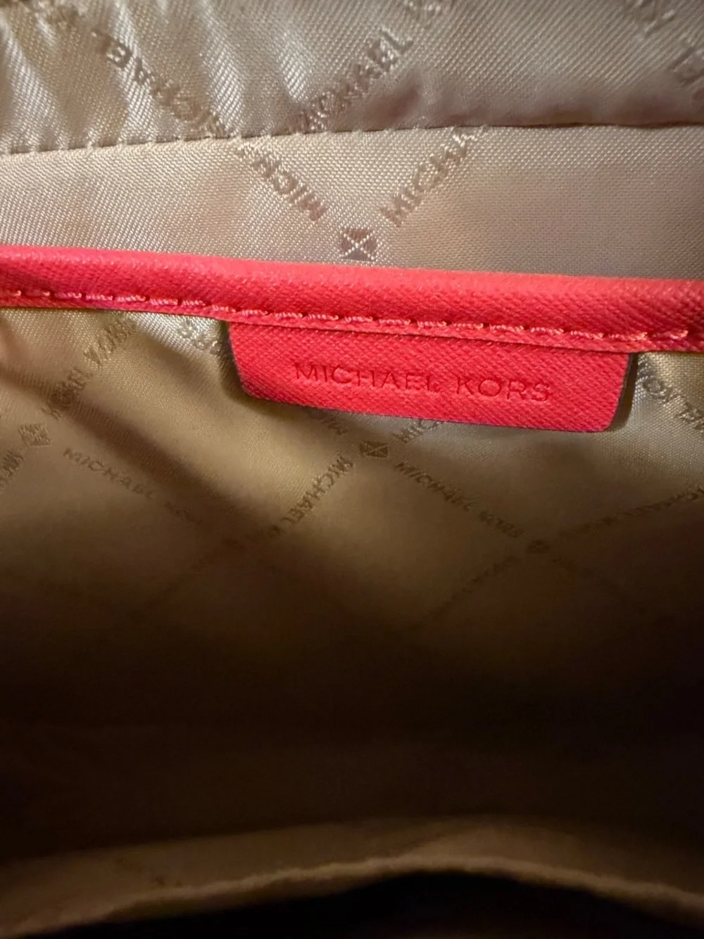 Michael Kors Jet Set crossbody